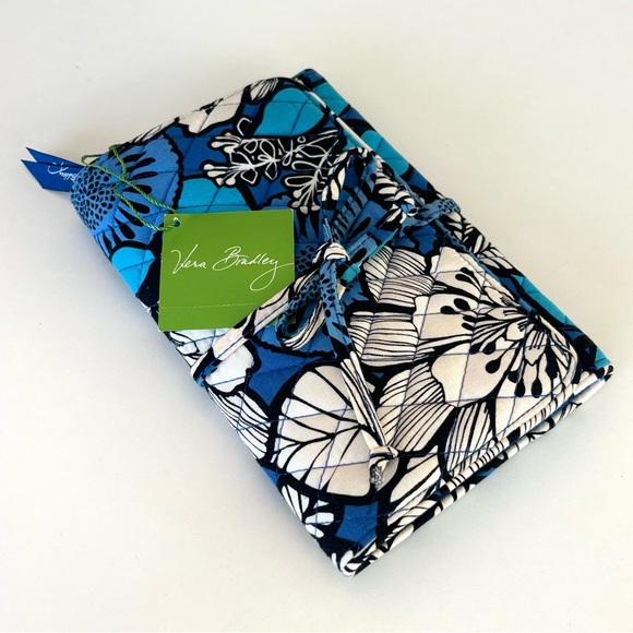 VERA BRADLEY All Wrapped Up Jewelry Roll Travel Organizer Blue Bayou Pattern - Picture 1 of 11